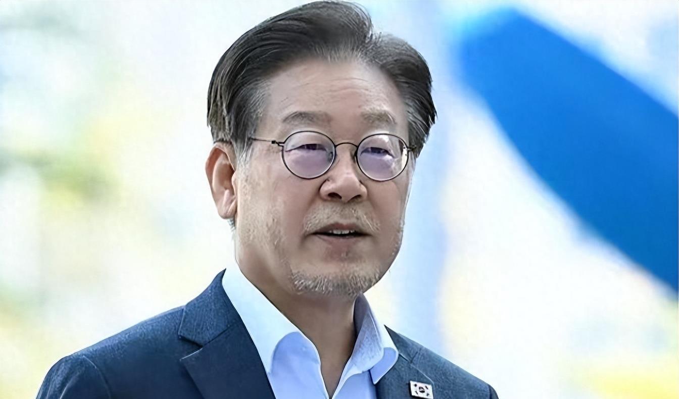 驻韩美军仓库突发火灾事件
