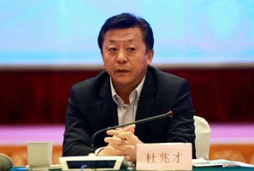 中央组织部决定：白晓光履新