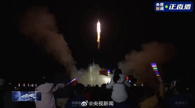 第6832页