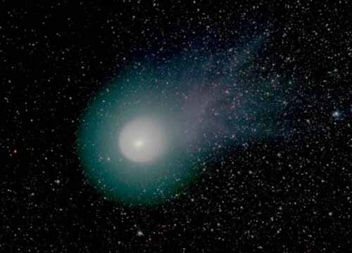 广州天文爱好者捕获罕见彗星影像，闪耀星空，一瞥定格永恒之美
