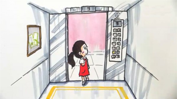 女子独自在家被困电梯一天一夜的心灵之旅
