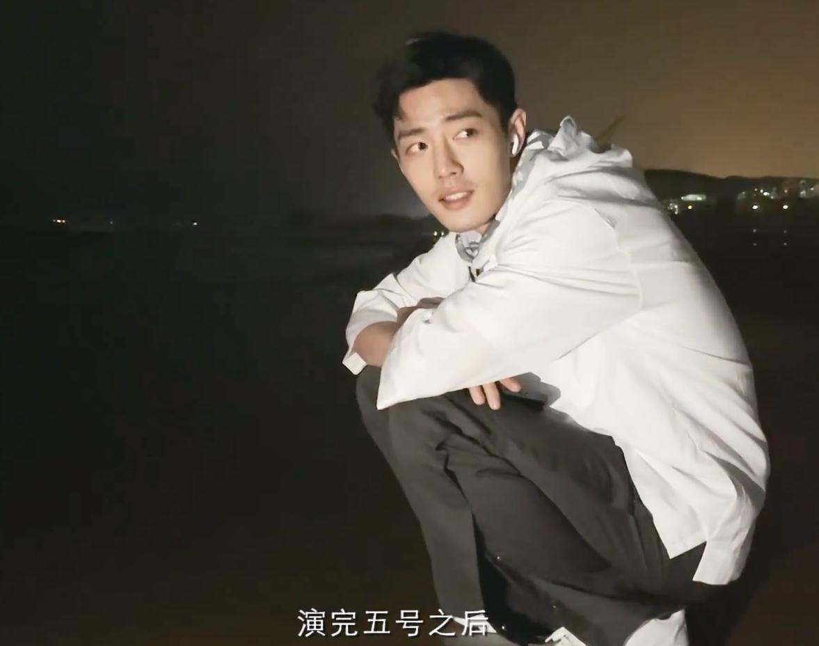 青岛男篮大胜广州男篮，胜利之旅中的内心平静探索