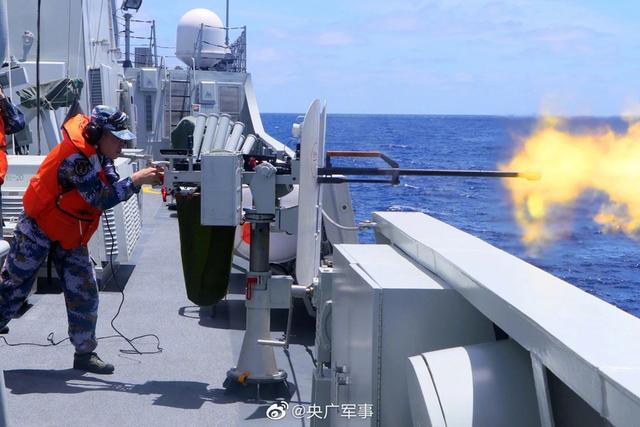 南部战区海军实战化演练，变化、学习与自信的力量展现