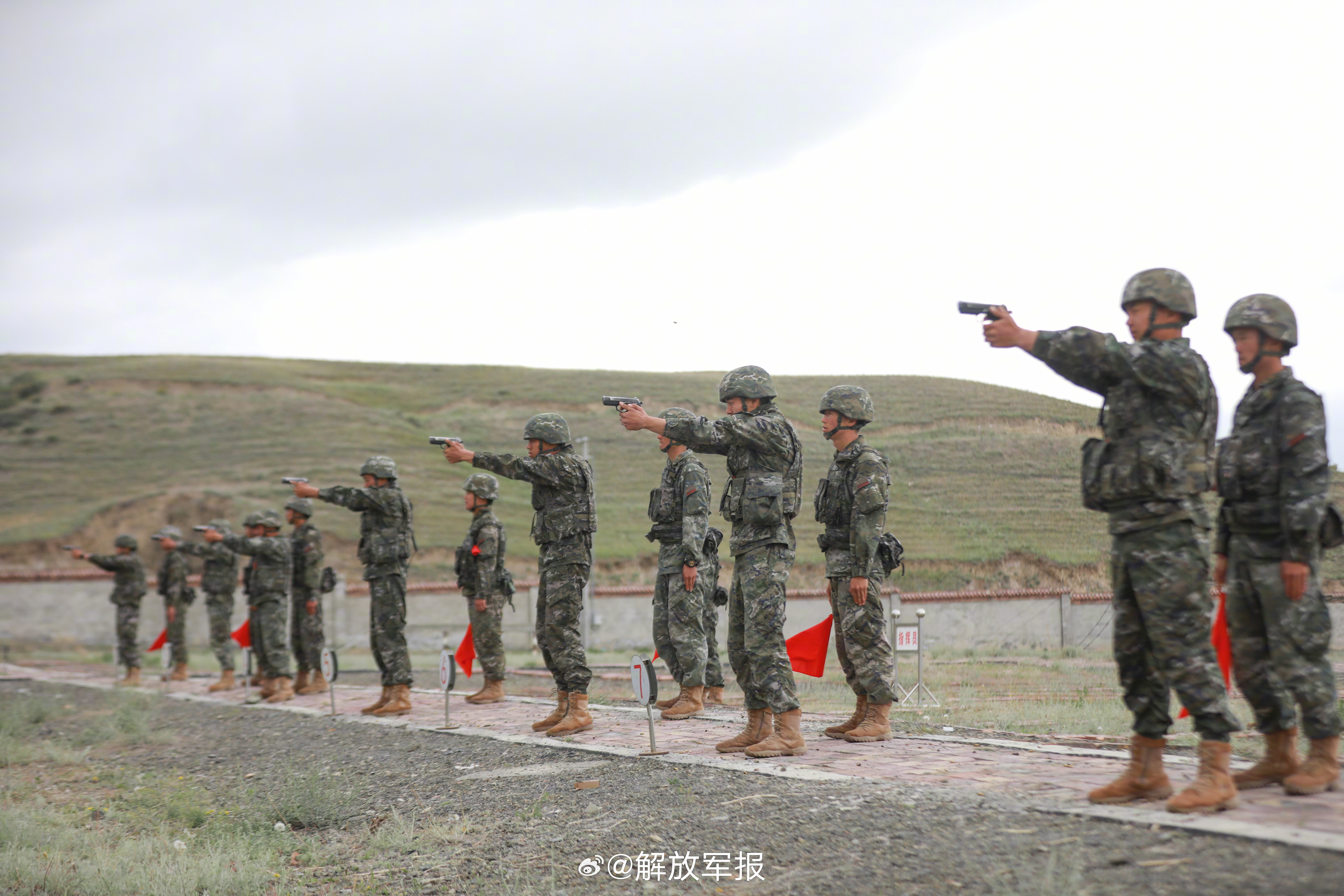 新学员首次实弹射击考核现场实录🔫