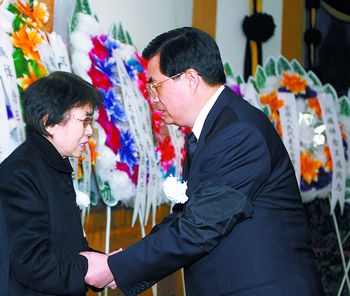 吴邦国同志遗体火化，遗志传承，力量永恒