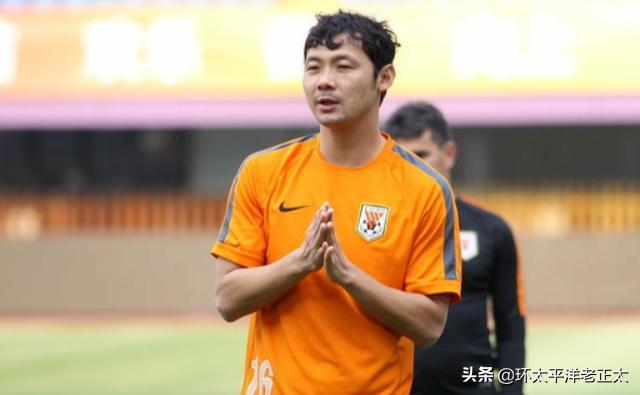 国足虽败，球迷热爱永不止步