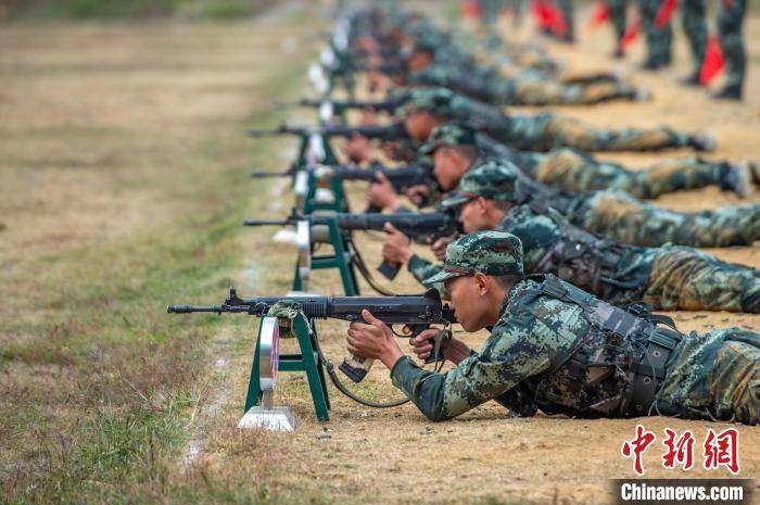 实弹射击考核
