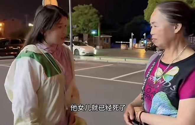 女子遗产300万房产引发争夺，干女儿与侄子激烈争执，继承权纷争应对指南