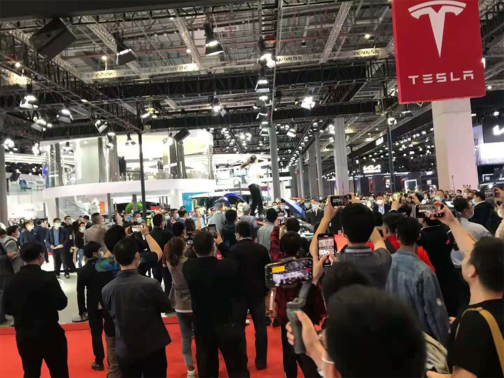 特斯拉发布会现场突发疾病事件解读与健康科普知识普及