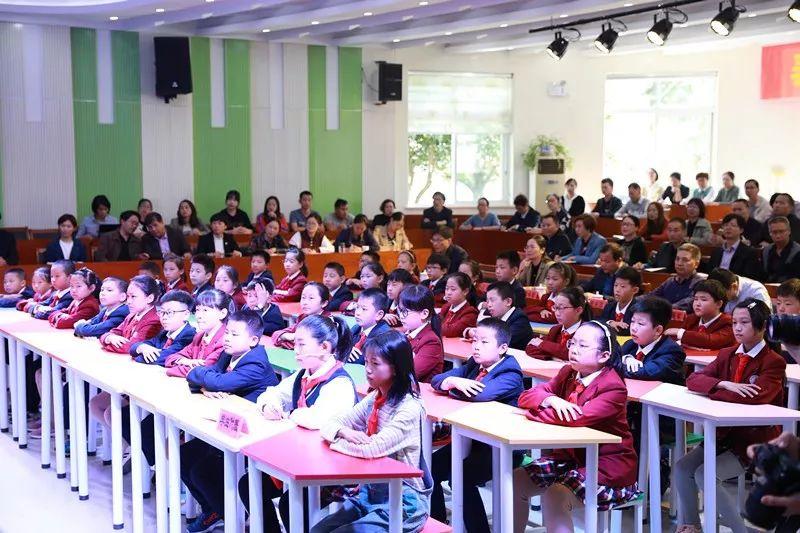 四个博士学位研究员遭遇聘任暂停，成长之路的波折与挑战，变化催化人生转折