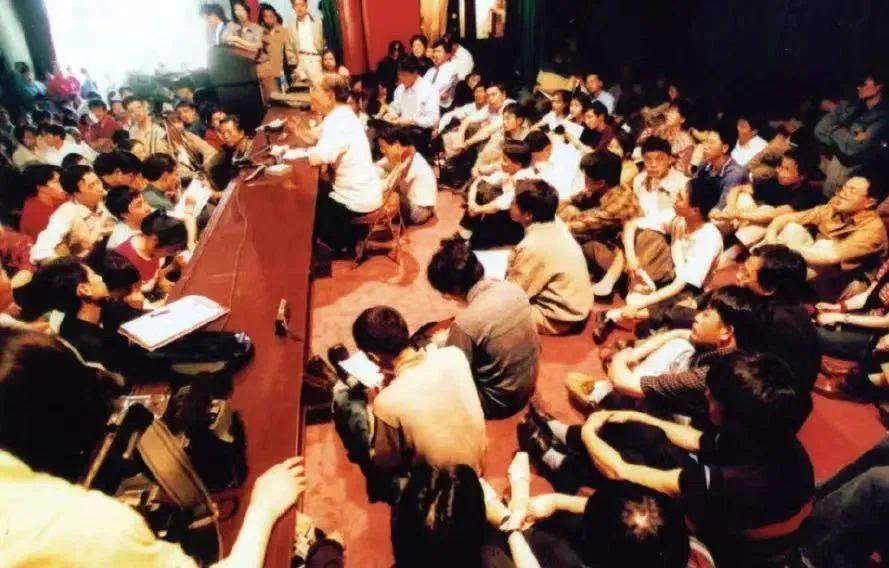 财经最新资讯，自然美景之旅，探寻内心的宁静与平和