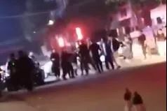 男子遭多人殴打踩头事件引发关注，呼吁寻找内心平静之路