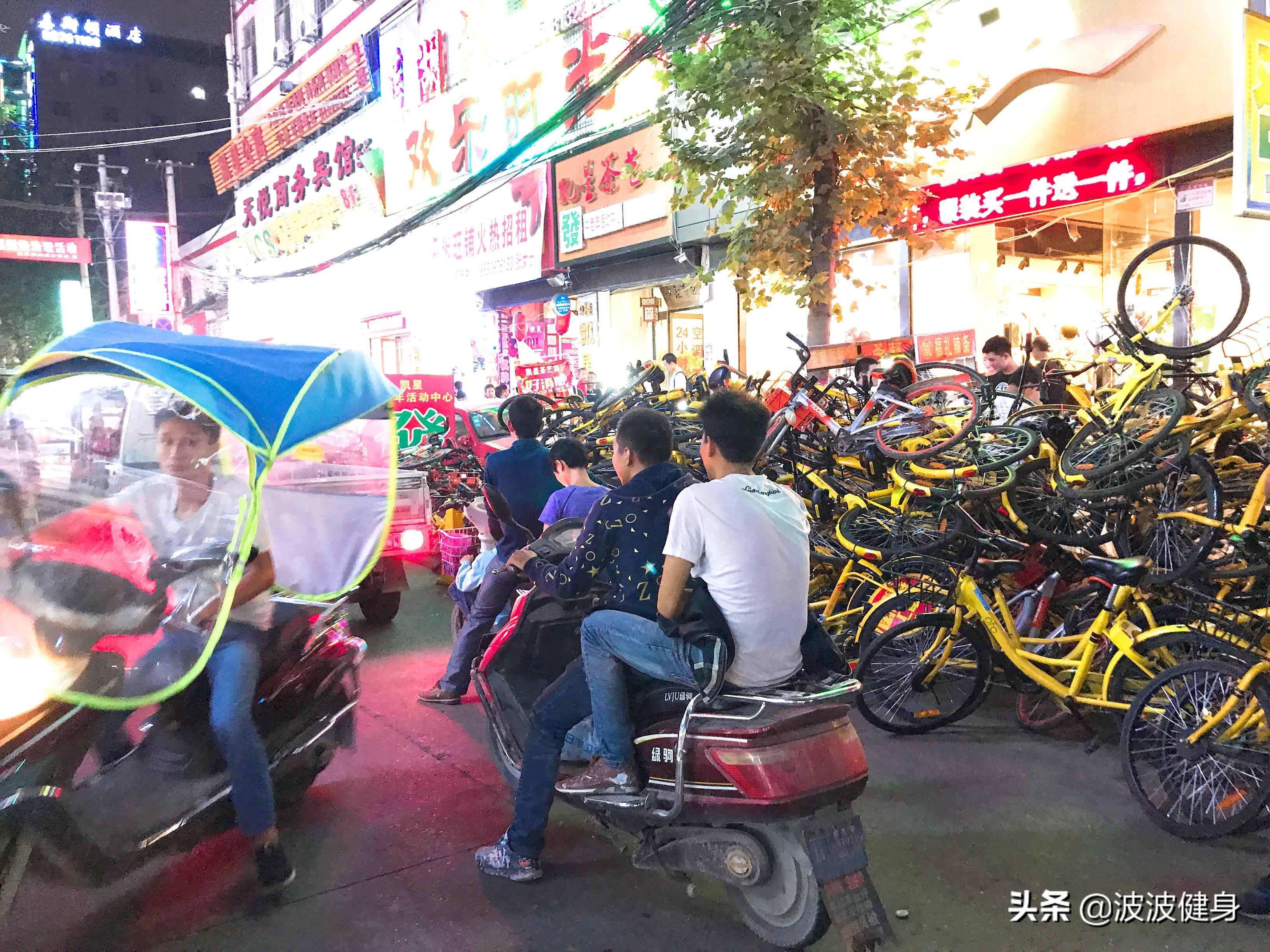 男子偷窃后连夜骑单车回老家，道德、法律与个人立场的抉择之路