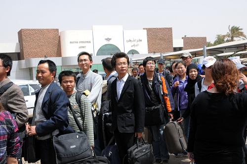 亲历者揭秘，中国游客沙特机场维权之路与意外惊喜的旅程