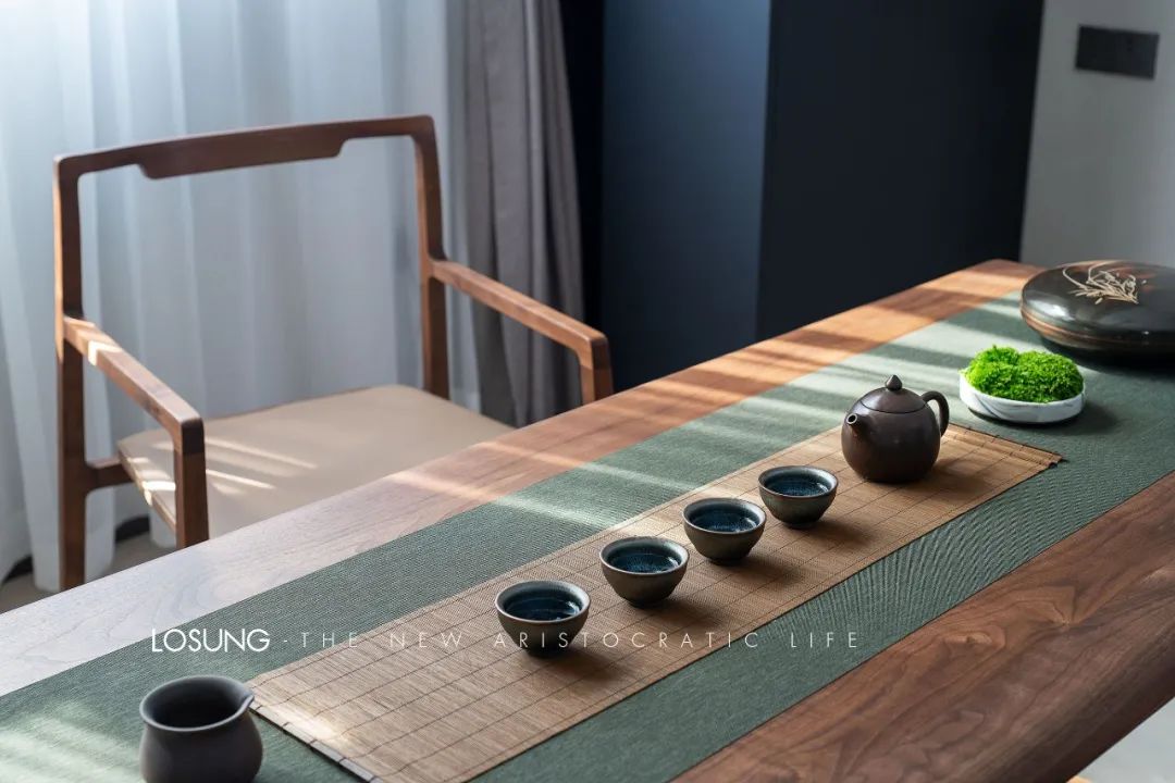 科技之光下的黄金，未来生活的璀璨之选