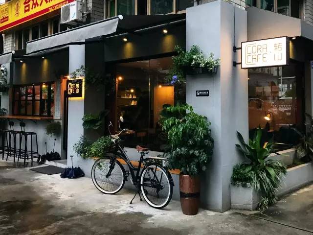 银行最新动态，小巷中的隐秘宝藏与特色小店的独特魅力