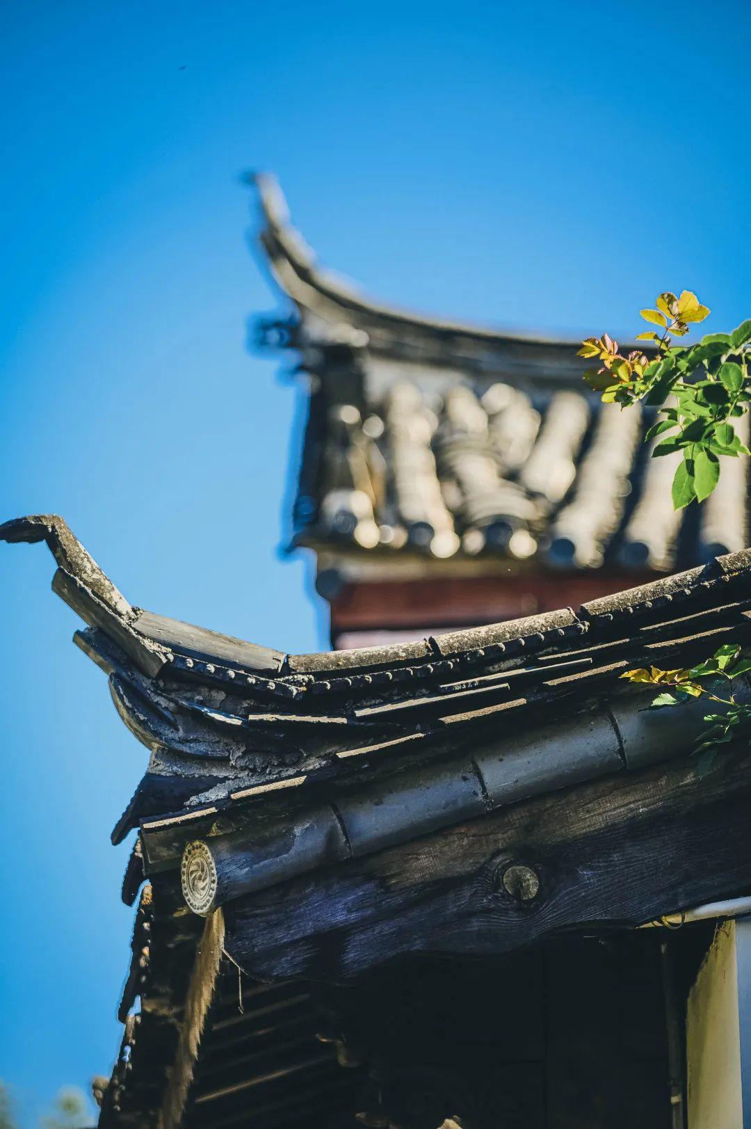苹果最新蓝牙耳机，小巷音乐奇遇之旅