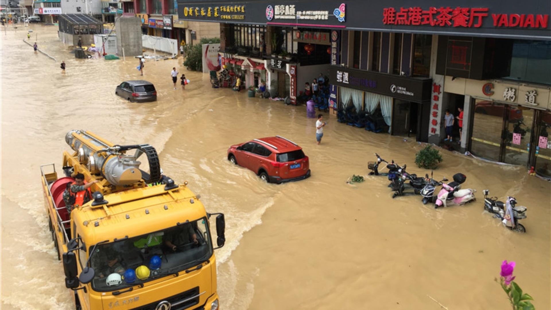 福州台风最新动态与探索自然之旅的交汇点
