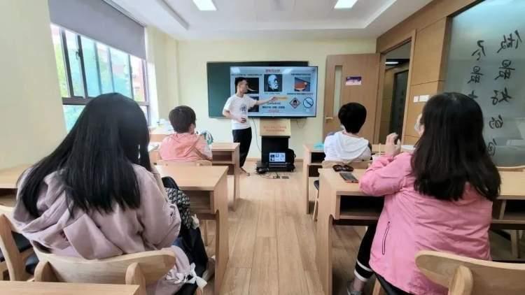 塑料最新价格行情，机遇与挑战并存，成就感的源泉之路