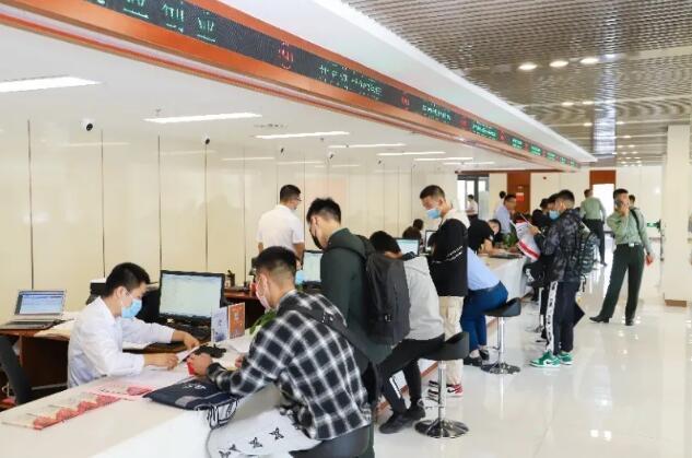 青岛最新招聘信息，科技引领职场新风尚，开启未来就业之门