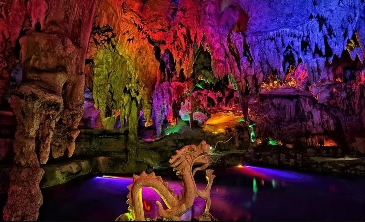 封神榜最新版，自然美景的探险之旅
