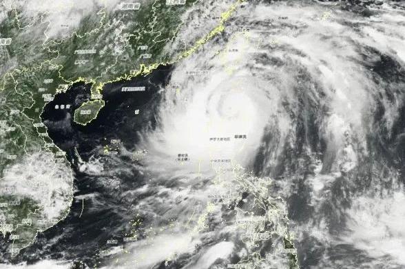 台风最新消息13号，如何应对与准备指南