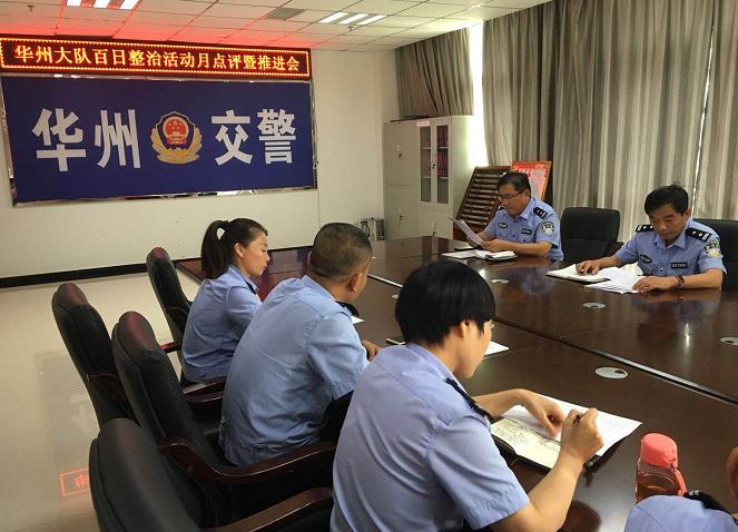 最新款面包车，创新与实用性的完美融合