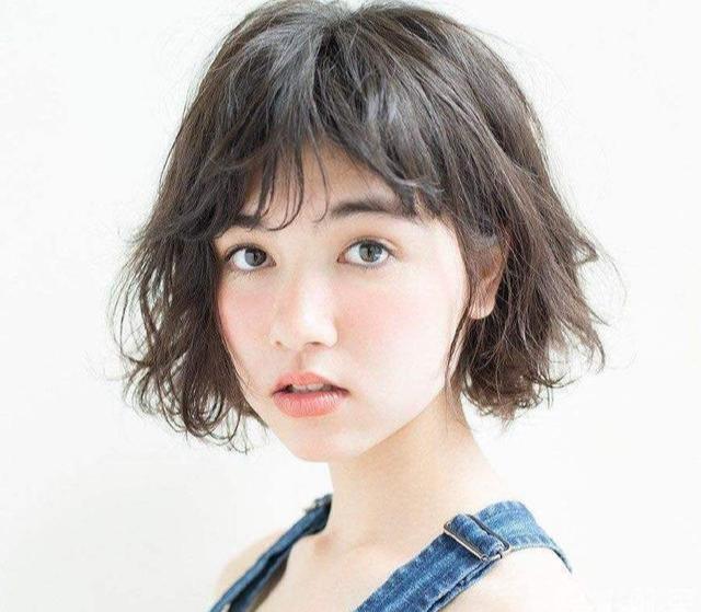 女生短发发型