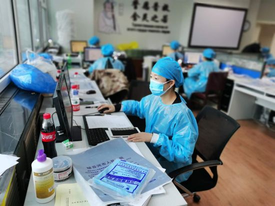邻里守望温情日常，疫情最新消息更新