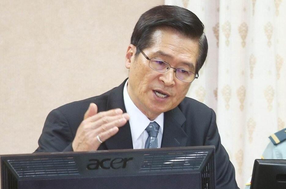 山东舰航母最新动态揭秘，航海梦与美食奇遇的探索