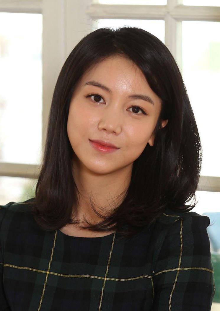 女演员性丑在线，涉黄事件的背景、内容与影响探讨