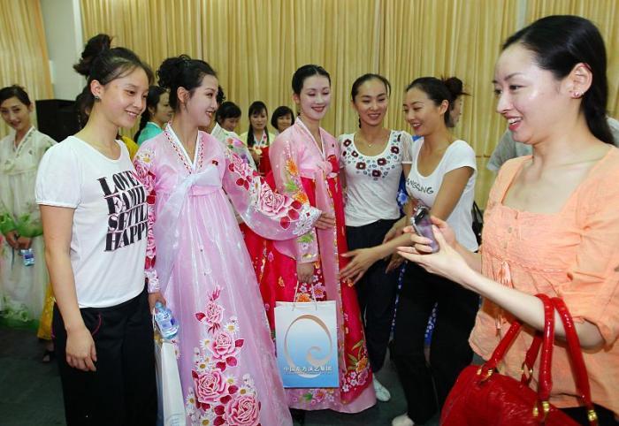 北朝鲜演员的高科技生活，最新产品体验与亮点揭秘
