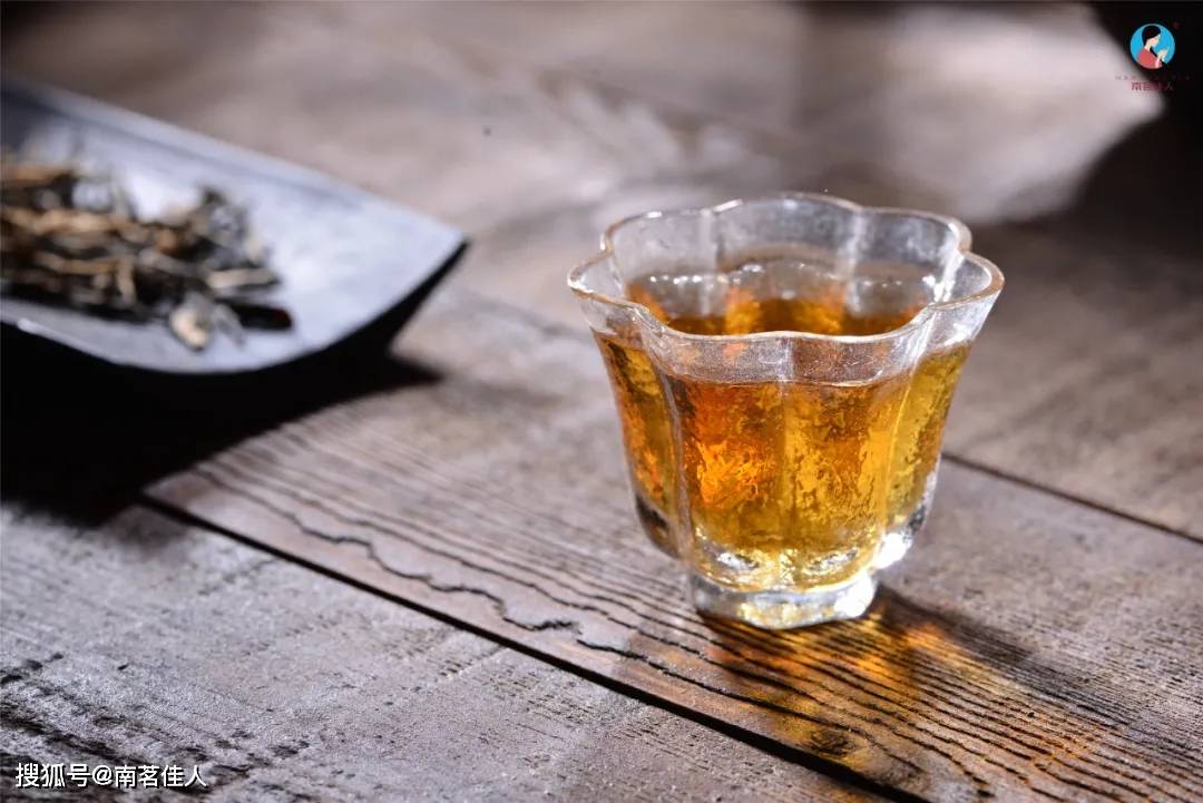 日常琐事中的温馨与陪伴，时评最新观察