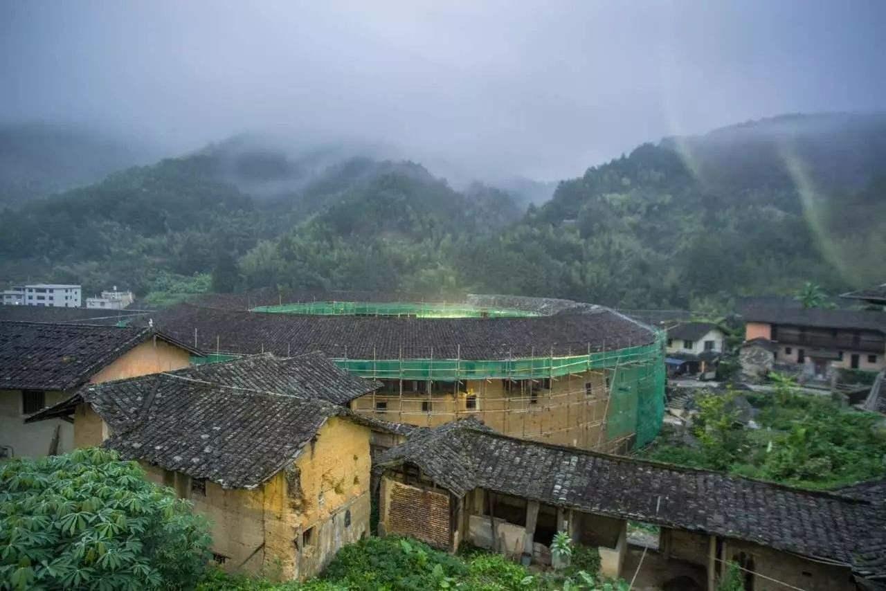 天然橡胶最新价格，探索自然美景之旅，寻找内心平和与宁静的旅程