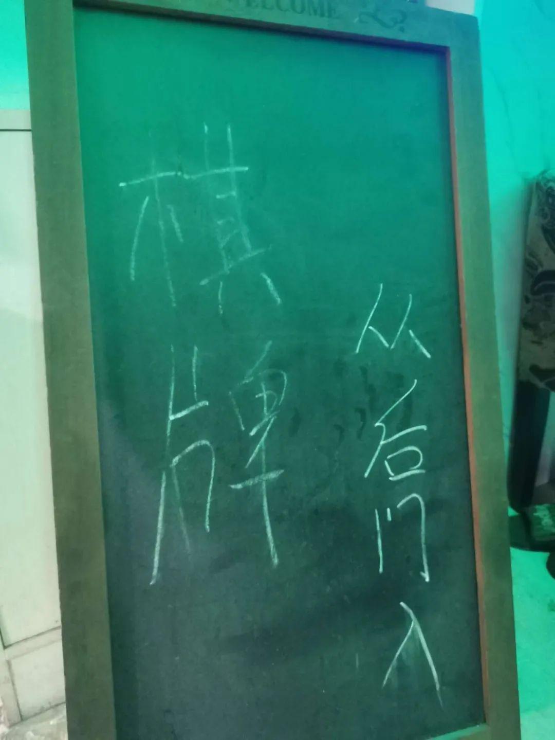 最新斗地主游戏探秘，神秘棋牌室的小巷故事