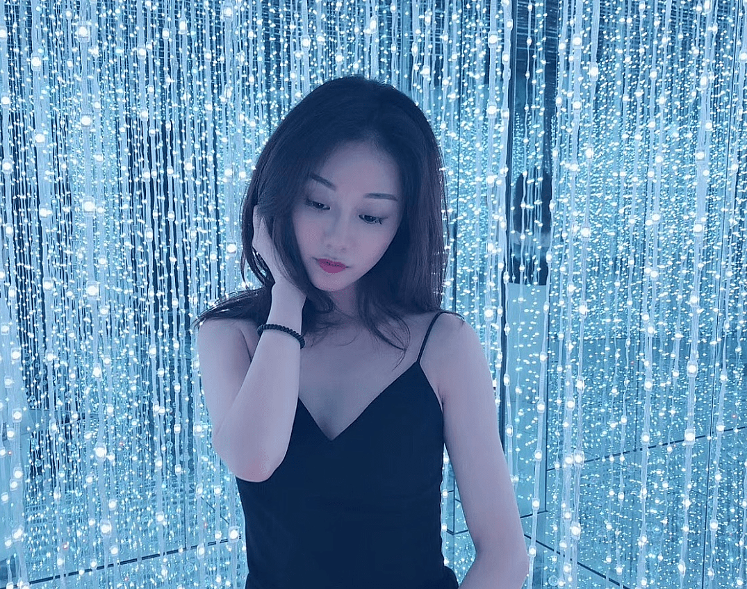 伊素婉最新科技，重塑生活，未来之光体验
