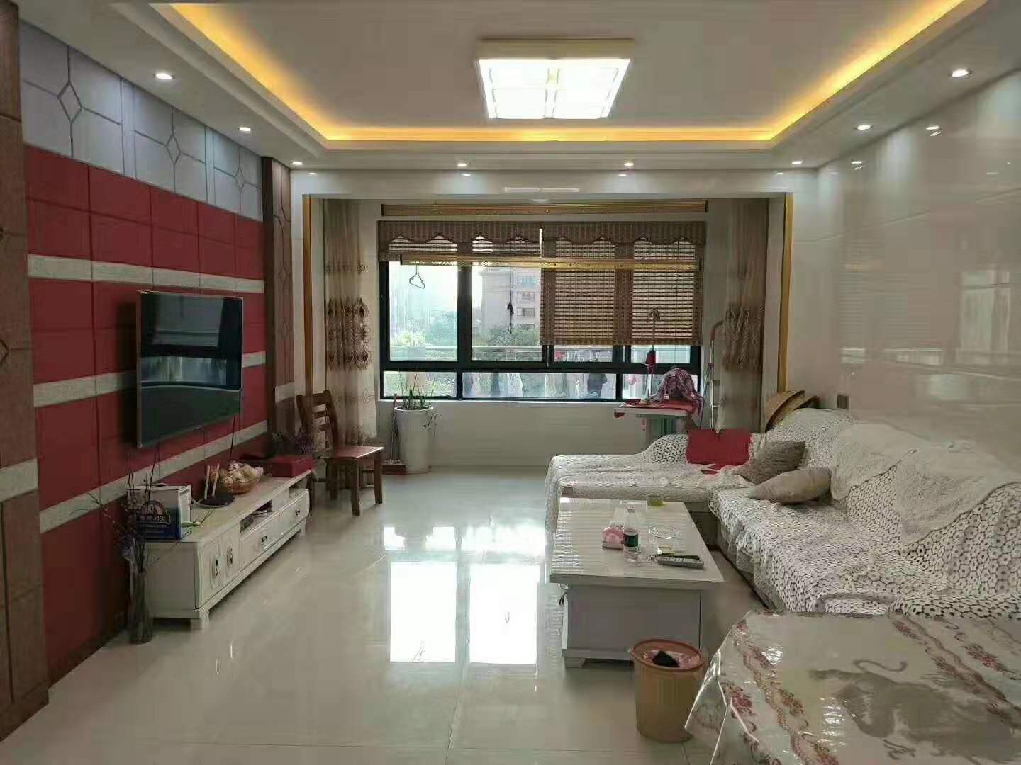 温馨家园与友情交汇
