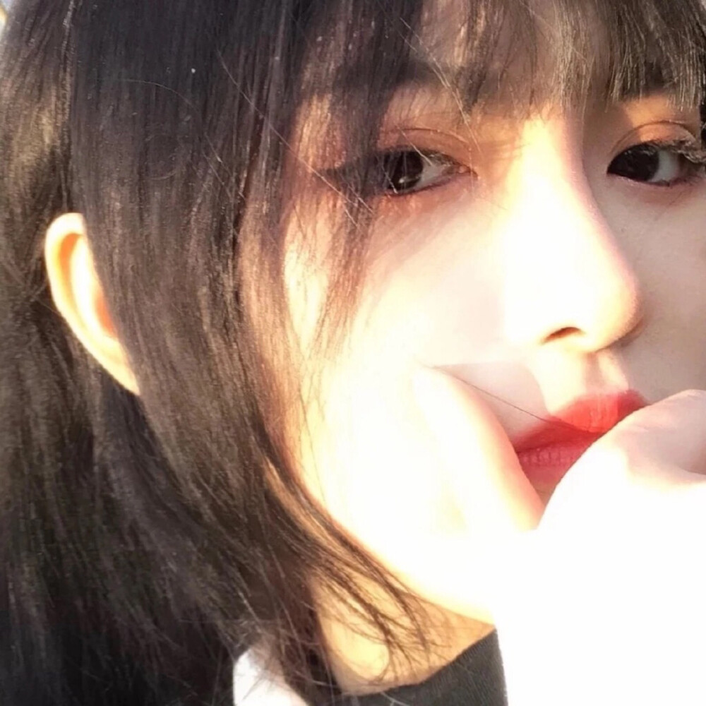 最新女生头像个性网，科技重塑个性风采