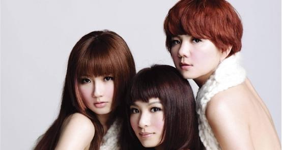 SHE最新歌曲，友情旋律与家的温馨之歌