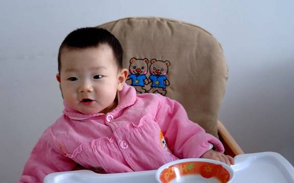 西安幼儿园幼儿上吐下泻事件，美景之旅安抚孩子们的心灵