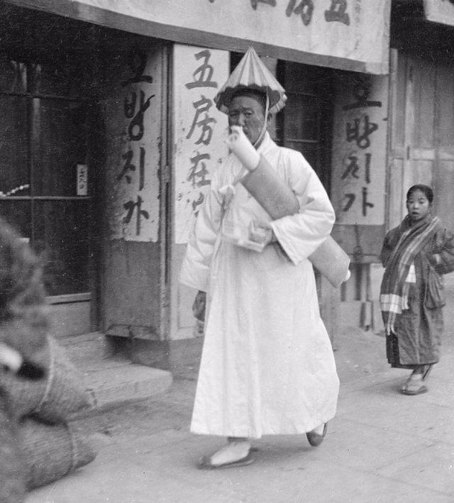 朝鲜，热血青春铸就国家坚盾，约140万名青年踊跃报名参军或复队