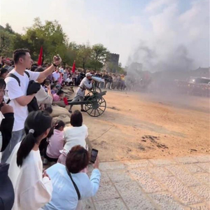 跟着团长打县城爆火，奇妙旅程展现友情与陪伴的力量！
