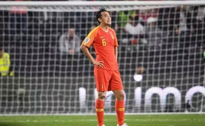 科技引领国足未来风潮，小学生眼中的智能科技与国足新宠评测！
