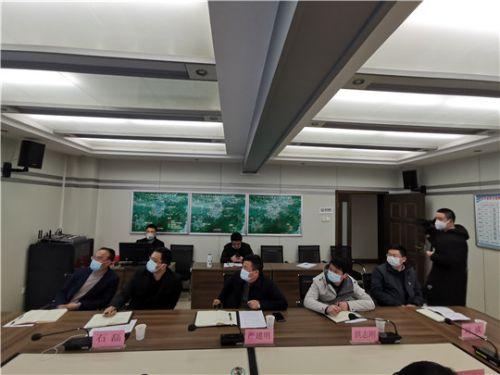湖南八县秸秆焚烧转变之路，励志故事背后的崛起与挑战