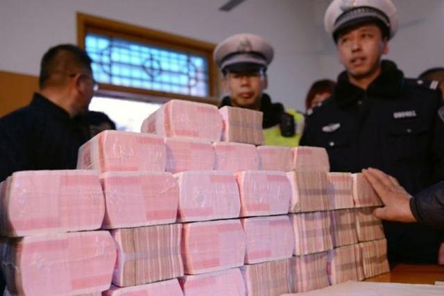警察提前退休最新政策详解