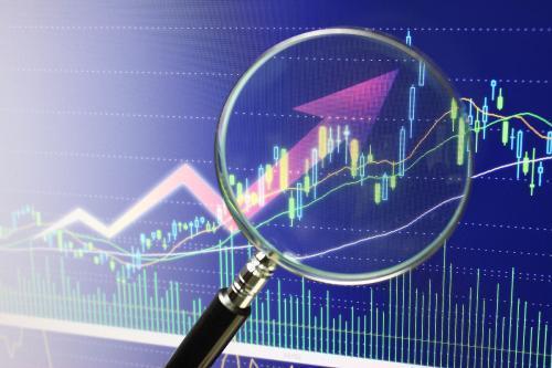 澳门一肖中百发百中47神枪，深度解析策略与技巧解析_CIJ4.47.82交互版