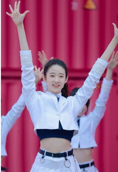 奔跑吧最新一期，Baby遇上高科技，重新定义娱乐与生活界限