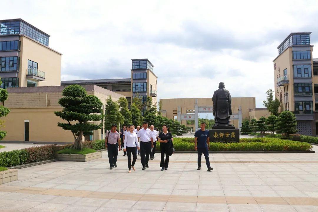 富顺在线招聘最新消息，科技引领未来，指尖上的工作机会