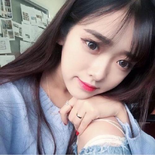女生头像制作指南，轻松获取与定制专属头像，打造独特风格！